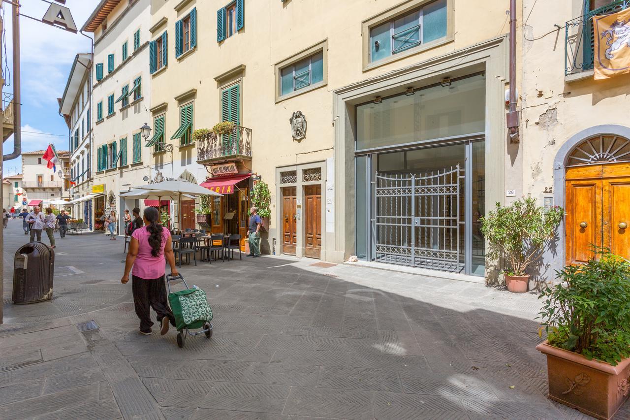 דירות סן קאסיאנו ב-ואל די פזה Palazzo Tempi מראה חיצוני תמונה